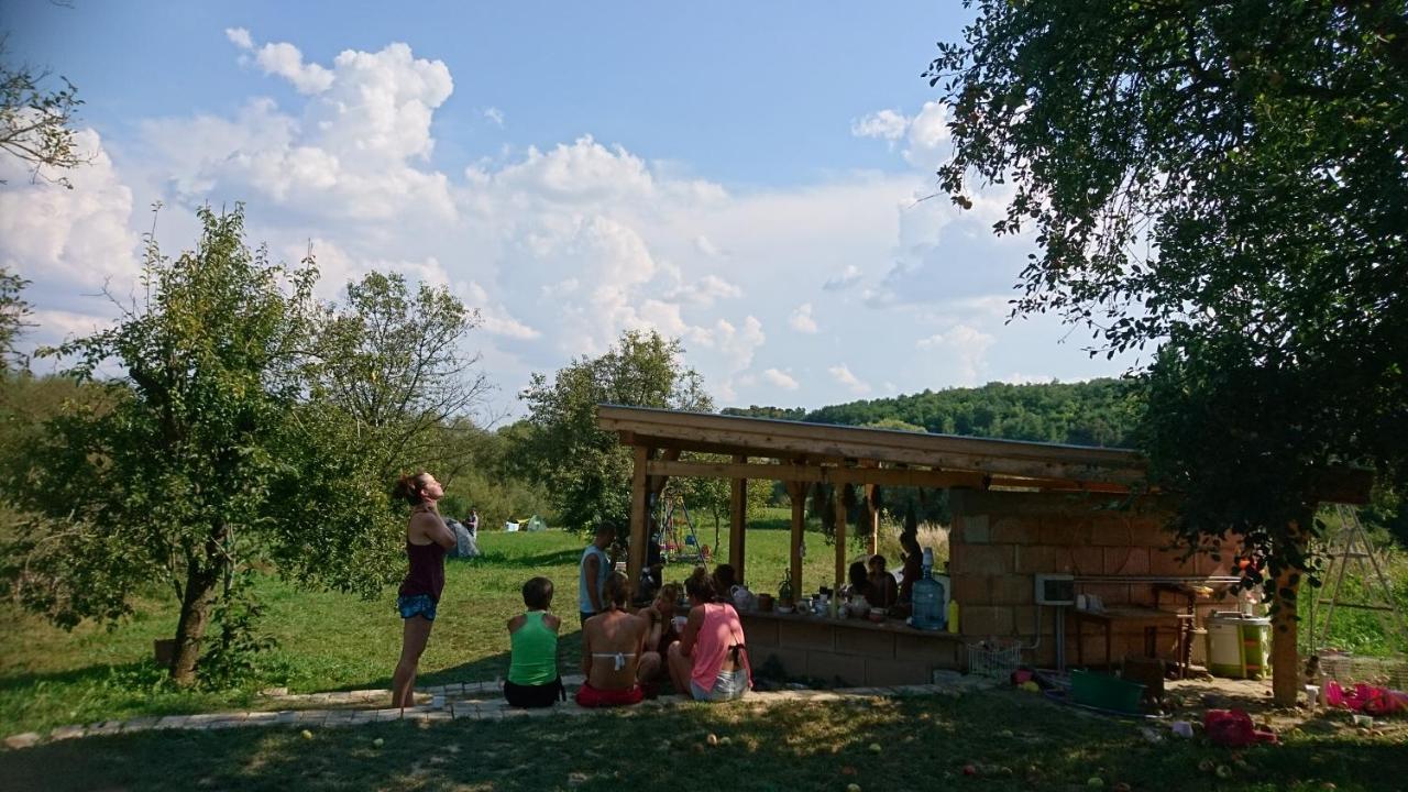 Szellos Ret Camping Balvanyos Ngoại thất bức ảnh